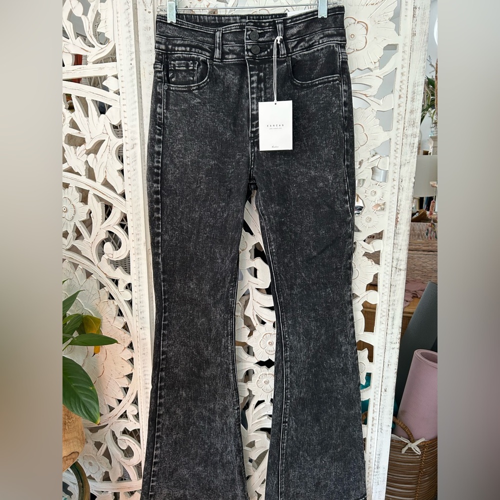 Women's charcoal wash denim jeans